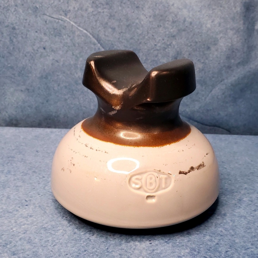 Vintage SBT‎ Ohio Brass Co. Two-Tone Brown & White Porcelain Saddle Insulator